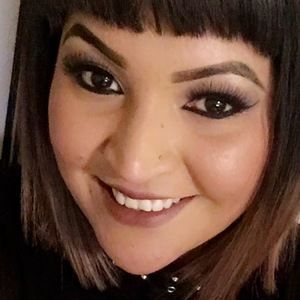 Meet your Posher, Naomi